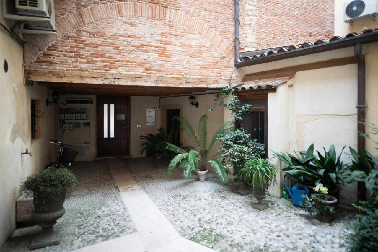 Becket Verona Flat Exterior photo